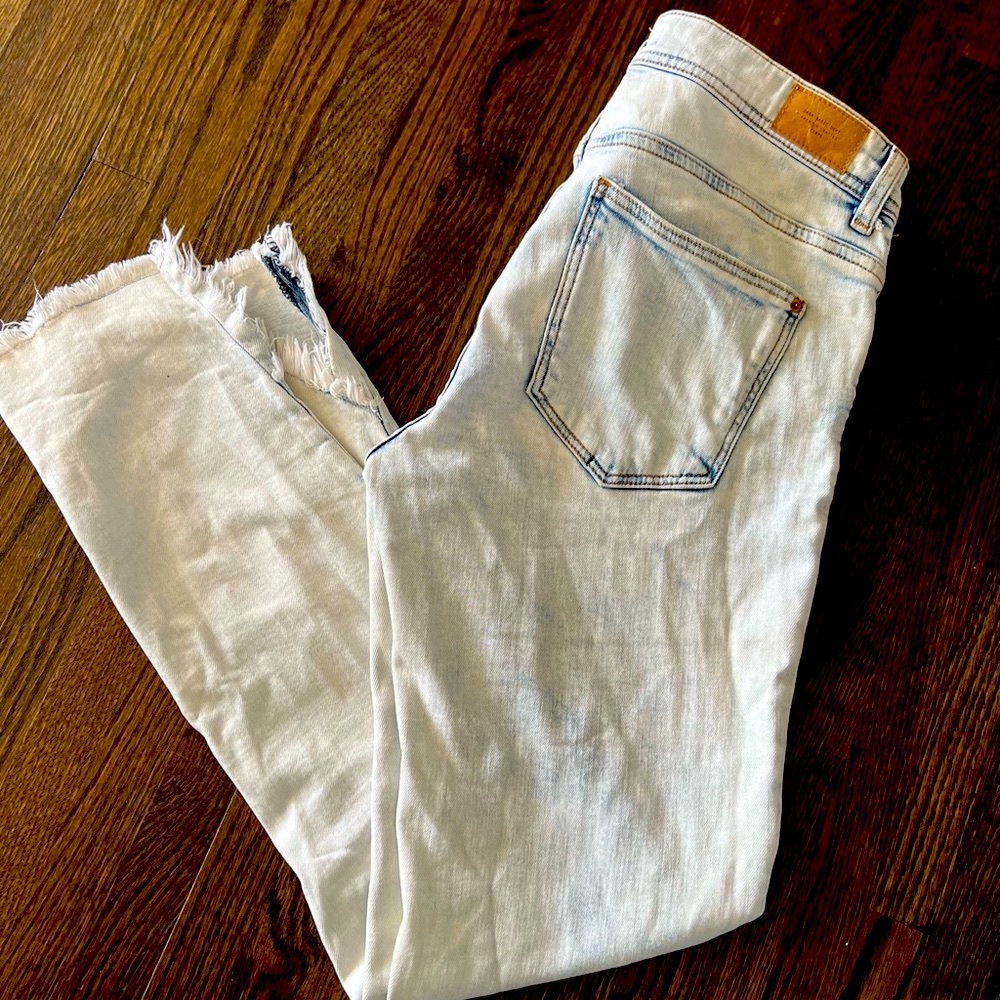 ZARA Basic Z1975 Women’s Denim Light Blue Skinny Ankle Distressed Jeans Size 36
